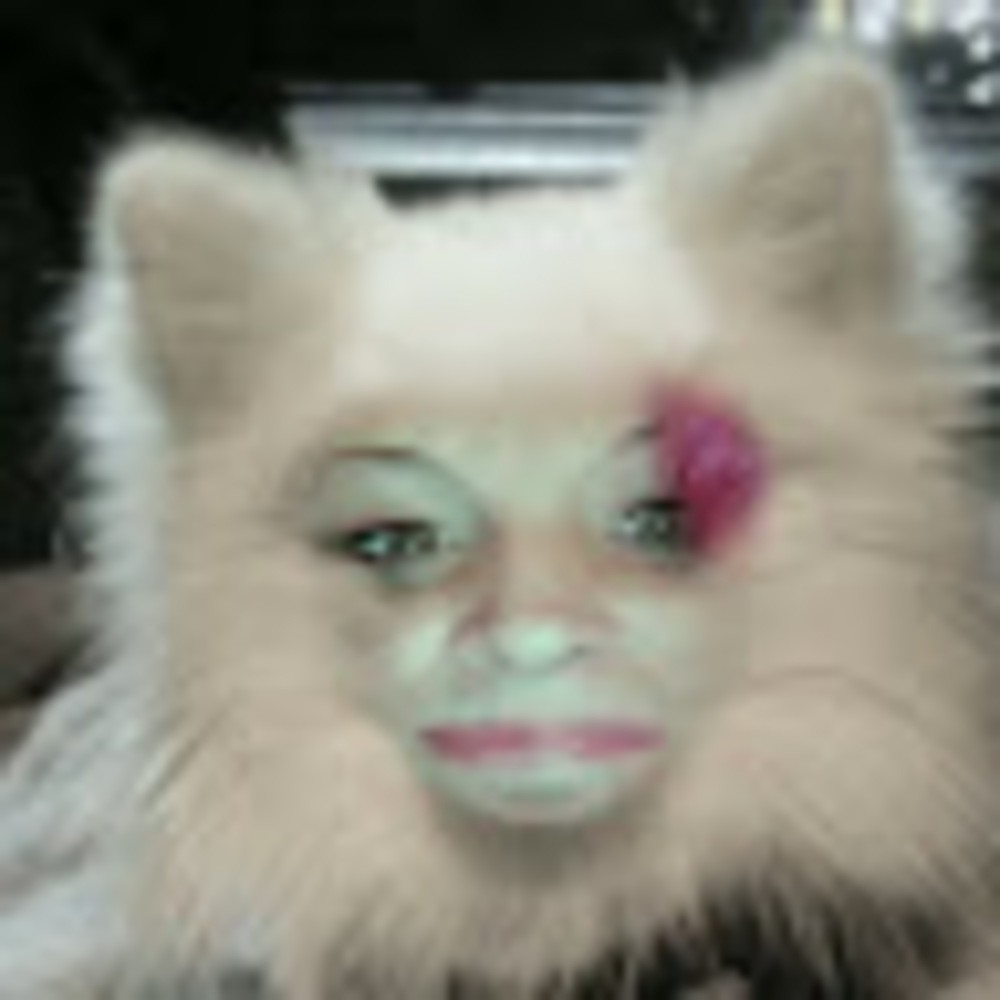 Meet your Posher, Renee